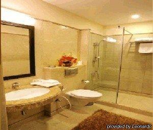 Hotel Parkland Chirag Enclave Nowe Delhi Zewnętrze zdjęcie