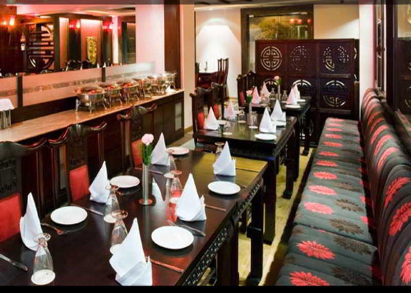 Hotel Parkland Chirag Enclave Nowe Delhi Zewnętrze zdjęcie