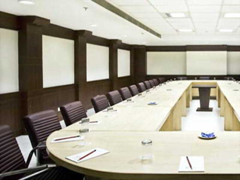 Hotel Parkland Chirag Enclave Nowe Delhi Zewnętrze zdjęcie