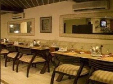 Hotel Parkland Chirag Enclave Nowe Delhi Wnętrze zdjęcie