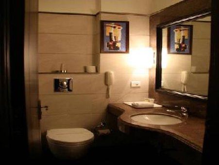 Hotel Parkland Chirag Enclave Nowe Delhi Pokój zdjęcie